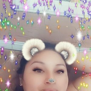 Meet your Posher, Roxana